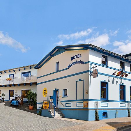 Hotel Am Mueritzhafen Garni Варен Екстер'єр фото