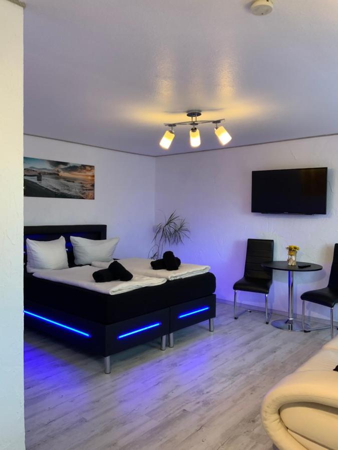 Hotel Am Mueritzhafen Garni Варен Екстер'єр фото