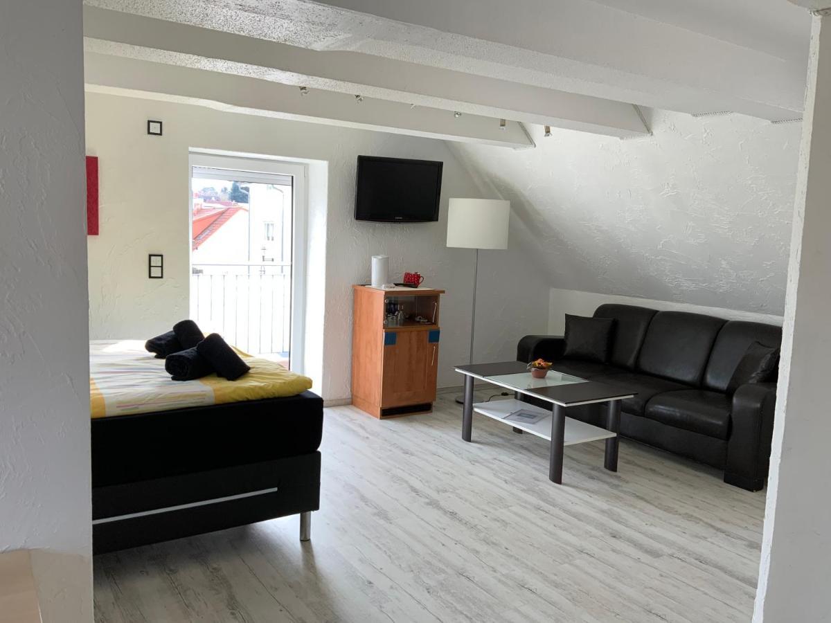Hotel Am Mueritzhafen Garni Варен Екстер'єр фото